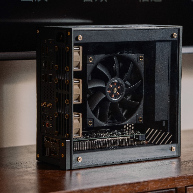 Sff Mini Itx Cnc Aluminum Chassis - เคสคอมพิวเตอร์ LP P6 ITX อลูมิเนียม CNC